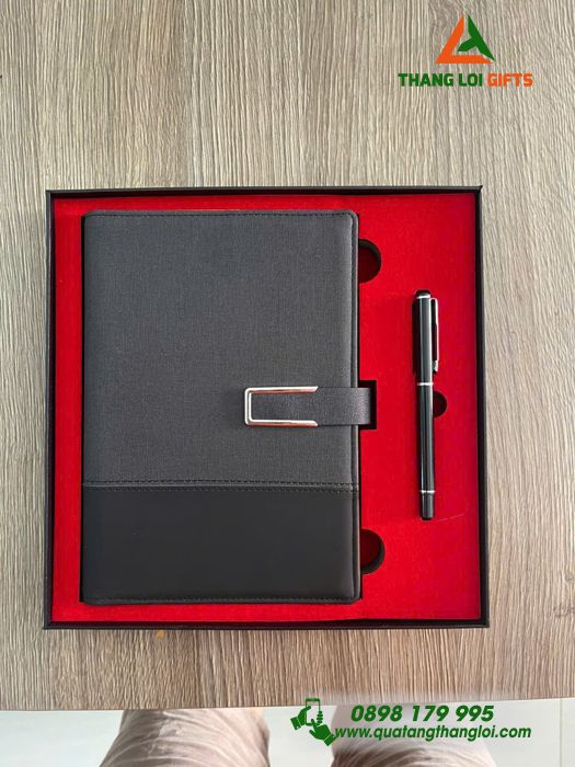 BỘ QUÀ TẶNG GIFTSET KHẮC LOGO ĐẠI HỌC GTVT - MÓN QUÀ DÀNH CHO TẬP THỂ