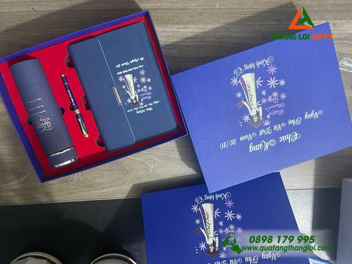 BỘ QUÀ TẶNG GIFTSET IN KHẮC LOGO CHÚC MỪNG NGÀY PHỤ NỮ VIỆT NAM