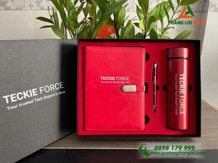 Bộ Qùa Tặng Giftset Sổ Tay Bút Ký Bình Giữ Nhiệt In Khắc Logo Doanh Nghiệp TECKEI FORCE