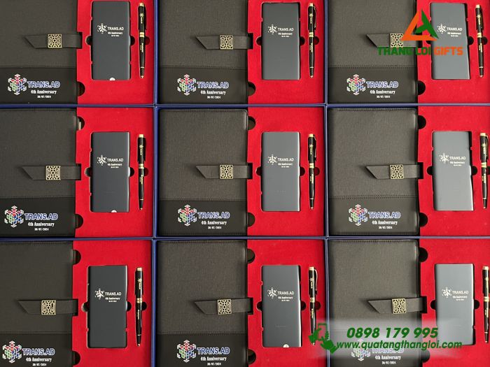 Bộ Qùa Tặng Giftset Sổ Tay - Pin Sạc - Bút Ký In Khắc Logo Doanh Nghiệp TRANSAD