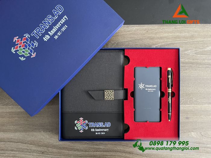 Bộ Qùa Tặng Giftset Sổ Tay - Pin Sạc - Bút Ký In Khắc Logo Doanh Nghiệp TRANSAD