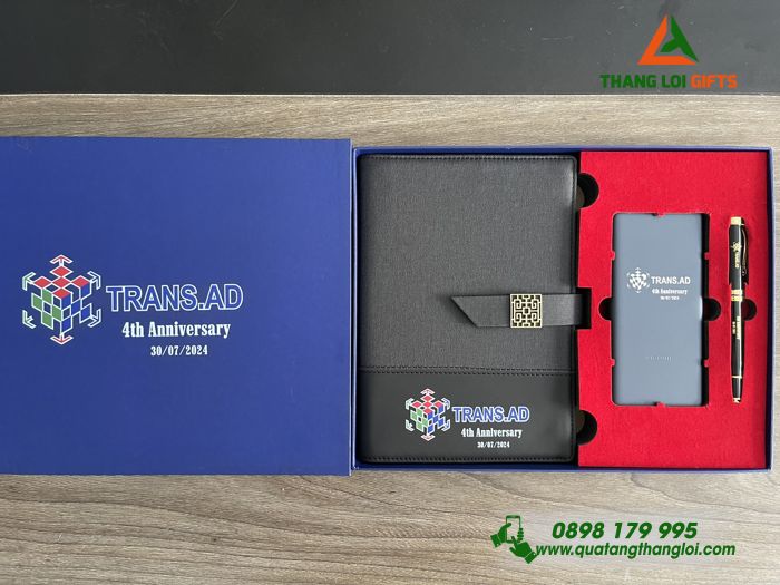 Bộ Qùa Tặng Giftset Sổ Tay - Pin Sạc - Bút Ký In Khắc Logo Doanh Nghiệp TRANSAD