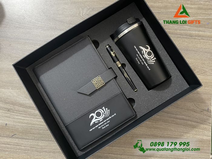 BỘ QUÀ TẶNG GIFTSET KHẮC LOGO CỬU HỌC SINH TRƯỜNG THPT NGUYỄN VĂN TỐ