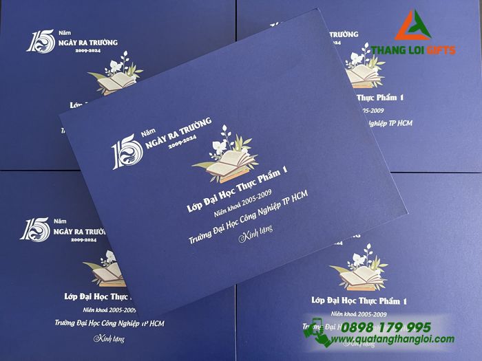BỘ QUÀ TẶNG GIFTSET KHẮC LOGO TRƯỜNG ĐẠI HỌC CÔNG NGHIỆP TP.HCM - TRI ÂN
