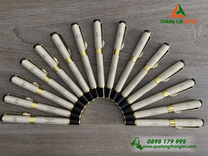 Bút Ký Kim Loại Đầu Rồng Khắc Nội Dung Tri Ân Trường Học