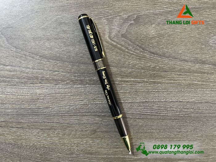 BÚT KÝ KIM LOẠI TỔ ONG KHẮC TÊN TẬP THỂ LỚP 12A1 K19