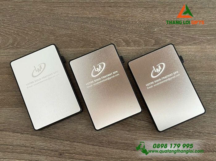 HỘP ĐỰNG THẺ ATM IN KHẮC LOGO LM - QUÀ TẶNG SANG TRỌNG LỊCH LÃM