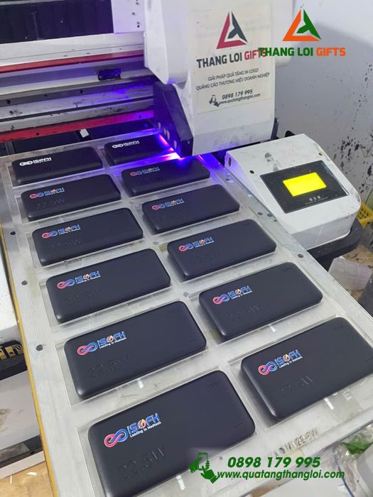 PIN SẠC HOCO IN LOGO ISOFH - QUÀ TẶNG TRÀN TRỀ NẰNG LƯỢNG