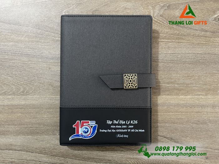 SỔ TAY BÌA CÒNG IN ẤN LOGO ĐỊA LÝ K26 - QUÀ TẶNG ƯU CHUỘNG