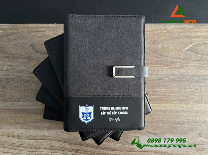 SỔ TAY BÌA CÒNG IN ẤN LOGO TRƯỜNG ĐẠI HỌC GTVT - MÓN QUÀ TẬP THỂ