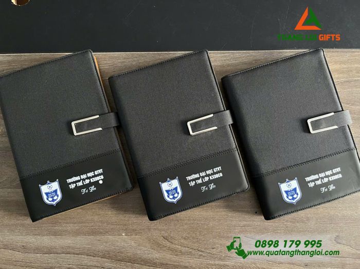SỔ TAY BÌA CÒNG IN ẤN LOGO TRƯỜNG ĐẠI HỌC GTVT - MÓN QUÀ TẬP THỂ