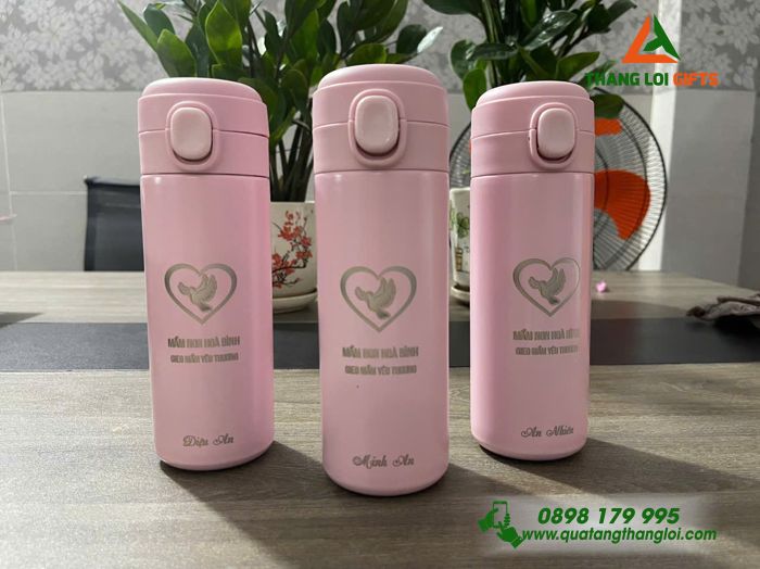 Bình Bấm Giữ Nhiệt Khắc MẦM HÒA BÌNH GIEO MẦM YÊU THƯƠNG