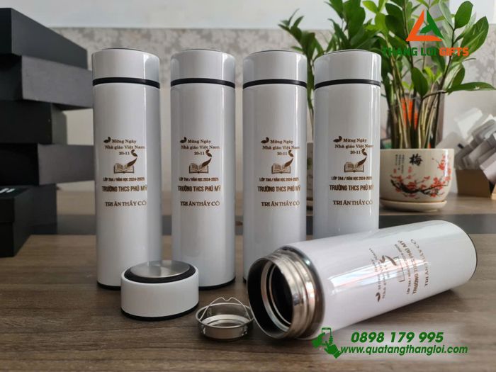 Bình Giữ Nhiệt Sơn Bóng Màu Trắng In Khắc Nội Dung Tri Ân Thầy Cô