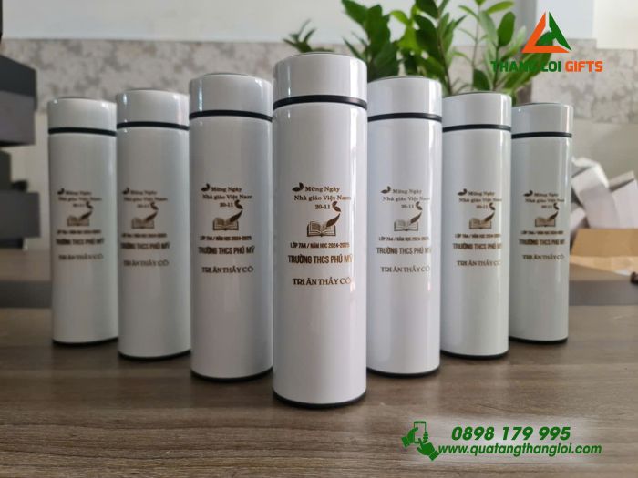 Bình Giữ Nhiệt Sơn Bóng Màu Trắng In Khắc Nội Dung Tri Ân Thầy Cô