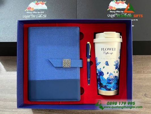 Bộ Qùa Tặng 3 Món Cao Cấp Màu Xanh In Khắc Tên Theo Yêu Cầu 
