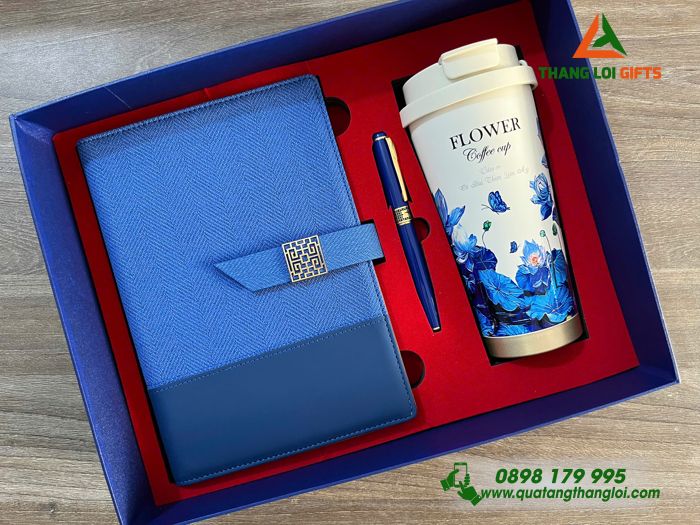 Bộ Qùa Tặng 3 Món Cao Cấp Màu Xanh In Khắc Tên Theo Yêu Cầu