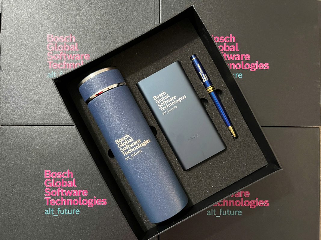 Bộ Giftset 3 Món Cao Cấp Bình giữ nhiệt + Pin sạc Xiaomi + Bút ký Khắc Tên Trường Tiểu Học Trần Phú