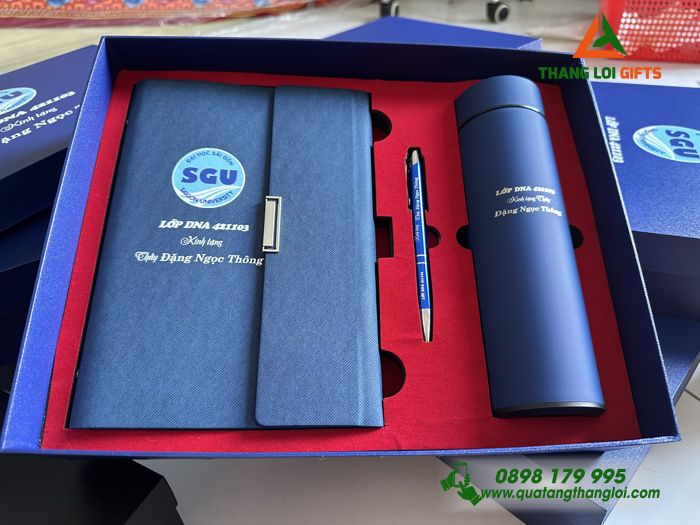 BỘ QUÀ TẶNG GIFTSET IN KHẮC LOGO ĐẠI HỌC SÀI GÒN