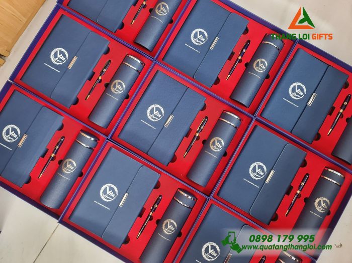 BỘ QUÀ TẶNG GIFTSET IN KHẮC LOGO VISA EMPIRE - QUÀ TẶNG XANH