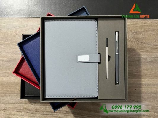 Bộ Qùa Tặng Sổ Tay + Bút Ký In Khắc Logo Theo Yêu Cầu Đa Màu Sắc