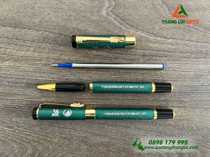 Bút Ký Đầu Rồng Màu Xanh Khắc Logo Kỉ Niệm 35 Năm Hộ Ngành Kinh Tế Xây Dựng