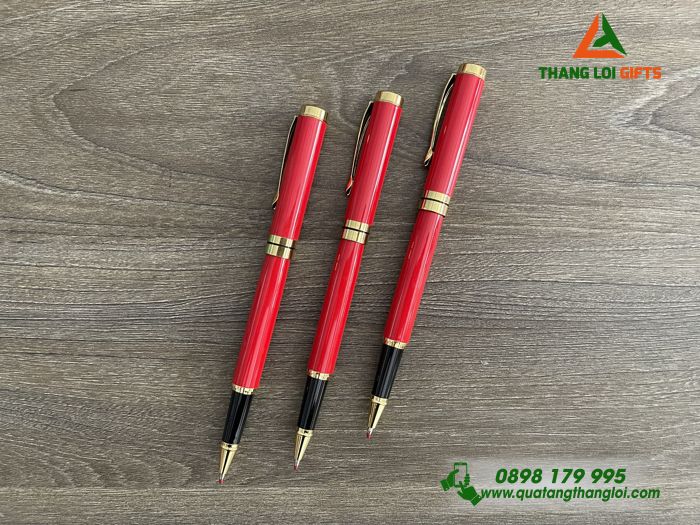 Bút Ký Cao Cấp Màu Đỏ Khoen Vàng In Khắc Nội Dung Theo Yêu Cầu