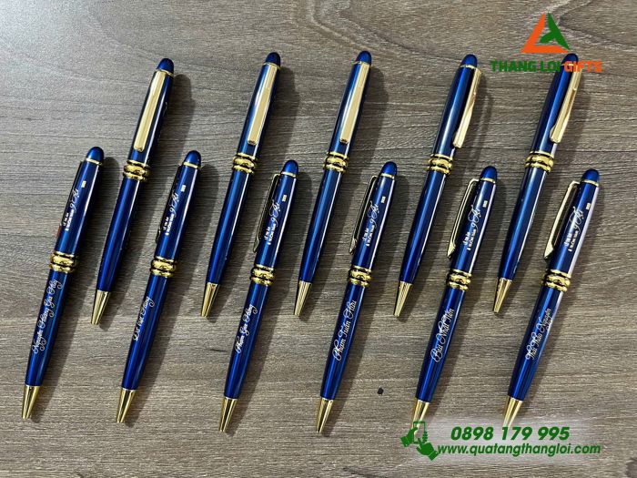 Bút Ký Kim Loại Đầu Xoay Màu Xanh Khắc Tên Yêu Cầu Làm Qùa Tặng Tri Ân
