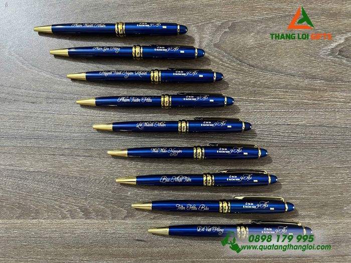 Bút Ký Kim Loại Đầu Xoay Màu Xanh Khắc Tên Yêu Cầu Làm Qùa Tặng Tri Ân