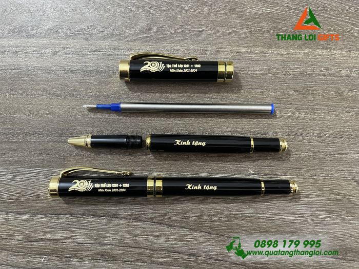 BÚT KÝ KIM LOẠI KHẮC NỘI DUNG QUÀ TẶNG TẬP THỂ LỚP 12A1-12A2