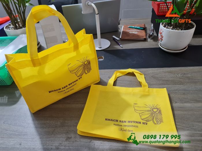 TÚI VẢI IN LOGO KHÁCH SẠN HUỲNH KỲ - MÓN QUÀ TINH TẾ
