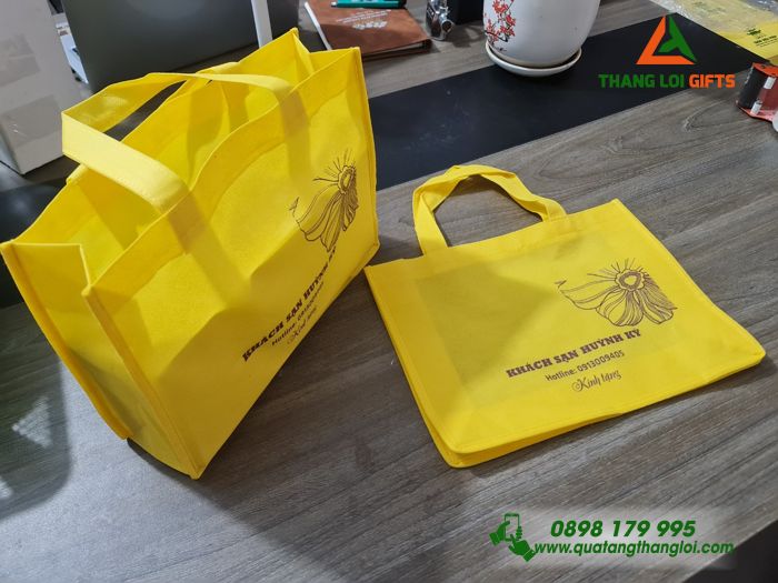 TÚI VẢI IN LOGO KHÁCH SẠN HUỲNH KỲ - MÓN QUÀ TINH TẾ