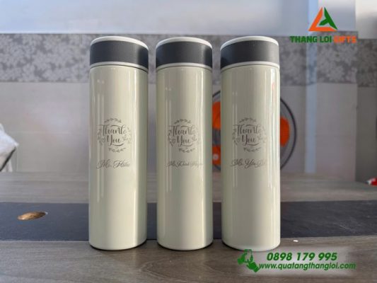 Bình Giữ Nhiệt Có Đèn LED Màu Trắng Khắc Tên Theo Yêu Cầu