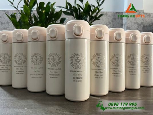 Bình Giữ Nhiệt Có Nút Bấm Khắc Tên Trường THCS Lý Phong Và Tên Theo Yêu Cầu