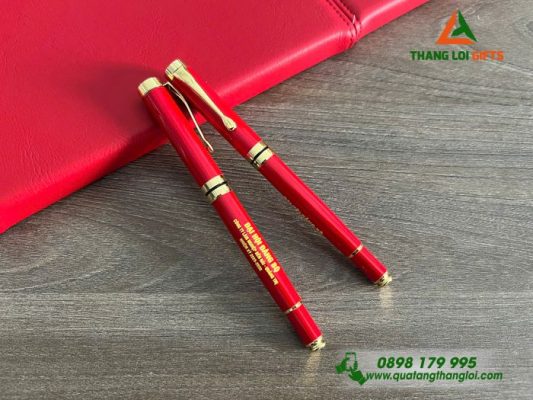 Bút Ký Kim Loại Nắp Đẩy Màu Đỏ Khắc Đại Hội Đảng Bộ Tỉnh Quảng Trị