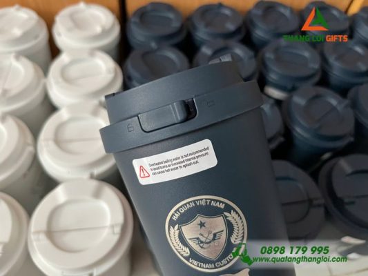 LY GIỮ NHIỆT LOCKNLOCK MÀU XANH NAVY KHẮC LOGO HẢI QUÂN VIỆT NAM