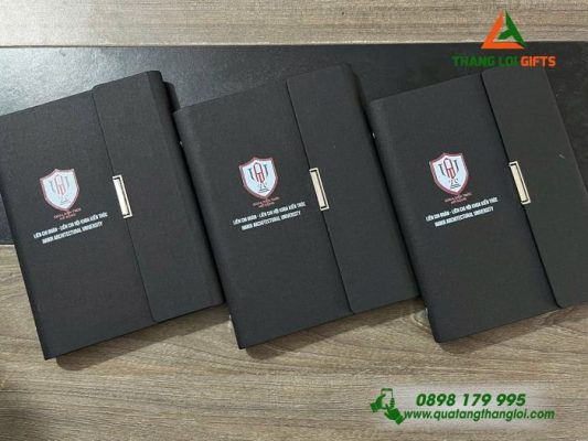 Sổ Tay Bìa Còng Gập 3 Màu Đen In Liên Chi Đoàn - Liên Chi Đội Khoa Kiến Trúc