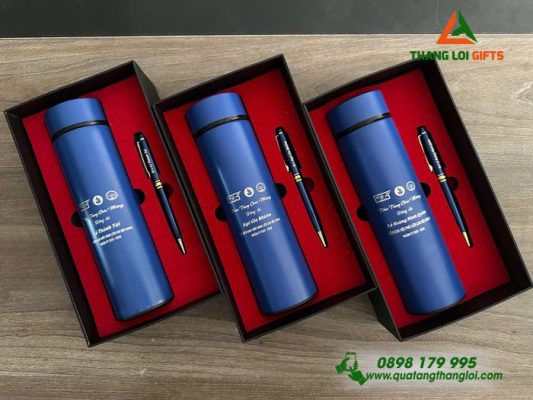Combo Quà Tặng (Bình+ Bút) Màu Xanh – In Khắc Logo Đại Hội Đại Biểu
