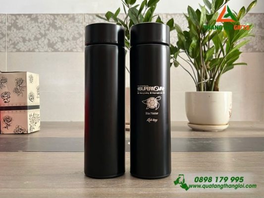 Bình Giữ Nhiệt Màu Đen – Khắc Logo Trại Hè Nghiên Cứu Supernova