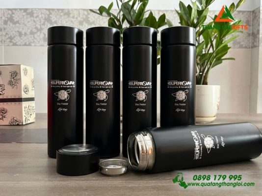 Bình Giữ Nhiệt Màu Đen – Khắc Logo Trại Hè Nghiên Cứu Supernova