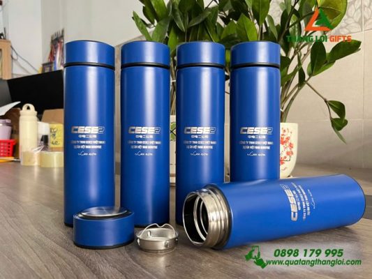 Bình Giữ Nhiệt 500ml Màu Xanh – Khắc Logo Doanh Nghiệp CESE2