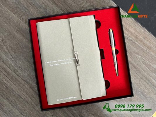Bộ Quà Tặng (Sổ+Bút) Trắng Kem - In Khắc Nội Dung Làm Qùa Tặng
