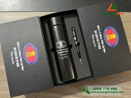 Bộ Quà Tặng (Bình Giữ Nhiệt & Bút Ký) - Màu Đen - Khắc Logo USSH