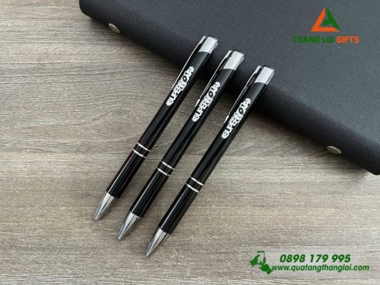 Bút Ký Kim Loại Bấm - Khắc Logo Trại Hè Nghiên Cứu Supernova