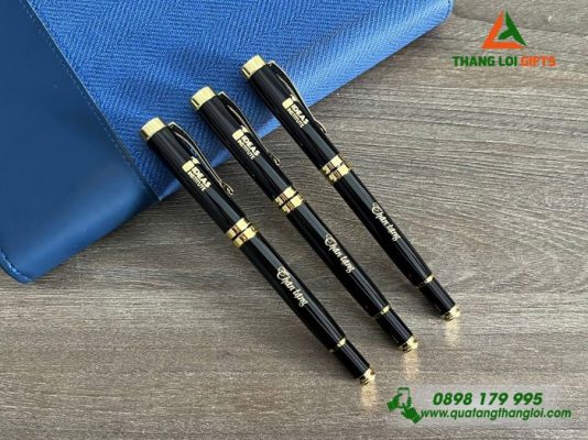 Bút Kim Loại Nắp Đẩy – Màu Đen Khoen Vàng – Khắc Logo Doanh Nghiệp IDEAS