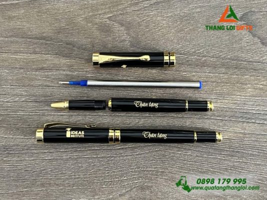 Bút Kim Loại Nắp Đẩy – Màu Đen Khoen Vàng – Khắc Logo Doanh Nghiệp IDEAS