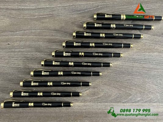 Bút Kim Loại Nắp Đẩy – Màu Đen Khoen Vàng – Khắc Logo Doanh Nghiệp IDEAS