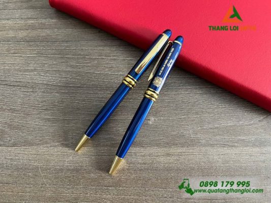Bút Ký Kim Loại Xoay Màu Xanh – Khắc Logo Chi Bộ Công An