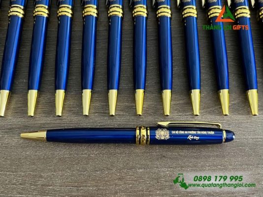 Bút Ký Kim Loại Xoay Màu Xanh – Khắc Logo Chi Bộ Công An
