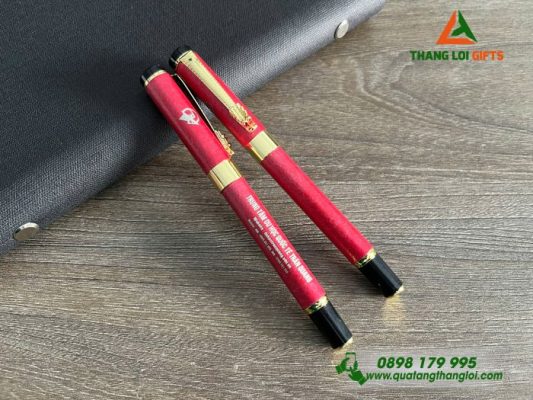 Bút Ký Kim Loại Đầu Rồng – Khắc Logo Trung Tâm Du Học Trần Quang