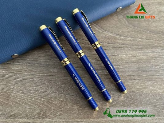 Bút Ký Kim Loại Nắp Đẩy Màu Xanh Khoen Vàng – Khắc Tên Làm Quà Tặng
